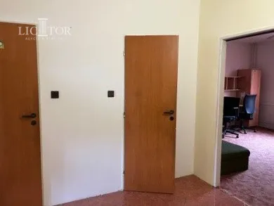 Na prenájom 2-izbový byt, 62 m², Žilina, Kempelenová