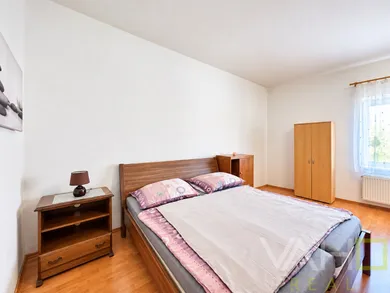 Na prenájom 2-izbový byt, 54 m², Trnava, Jerichova