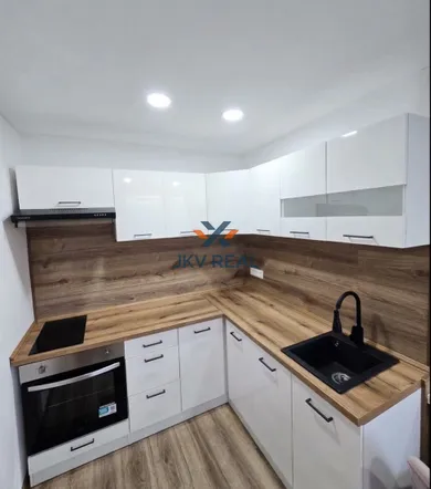 Na predaj 1-izbový byt, 30 m², Banská Bystrica
