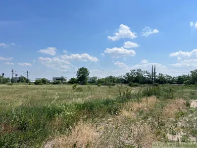 Na predaj pozemok, Bernolákovo
