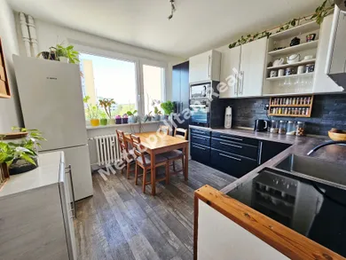 Na predaj byt v Bratislava-Dúbravka · €225 000 · Čiastočná rekonštrukcia