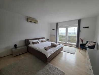 Na prenájom byt v Pezinok · €1 000 · Dokončené