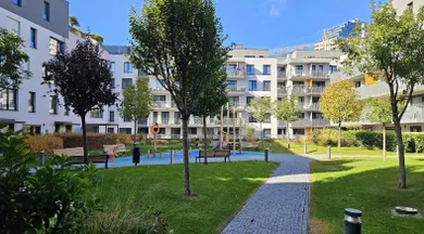 Na prenájom 3-izbový byt, 78 m², Bratislava-Ružinov, Jarabinková