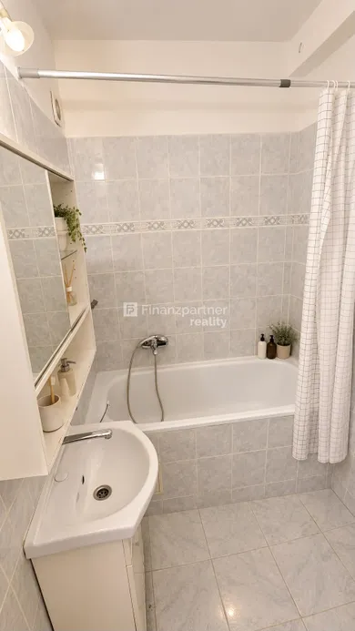 Na predaj 2-izbový byt, 48 m², Bratislava-Podunajské Biskupice