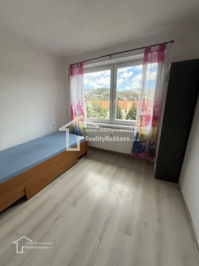 Na predaj 3-izbový byt, 65 m², Dobšiná, Nová