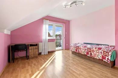 Na predaj dom, 180 m², Bratislava-Podunajské Biskupice, Petöfiho