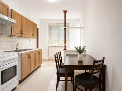 Na predaj 3-izbový byt, 76 m², Galanta, Slnečná