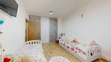 Na predaj 3-izbový byt, 72 m², Trnava, Mikovíniho