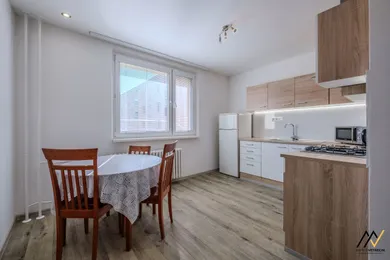 Na predaj 1-izbový byt, 43 m², Prešov, Magurská