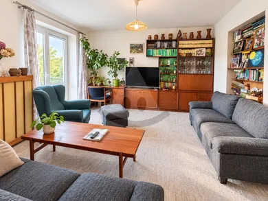 Na predaj 2-izbový byt, 60 m², Prievidza, Banícka