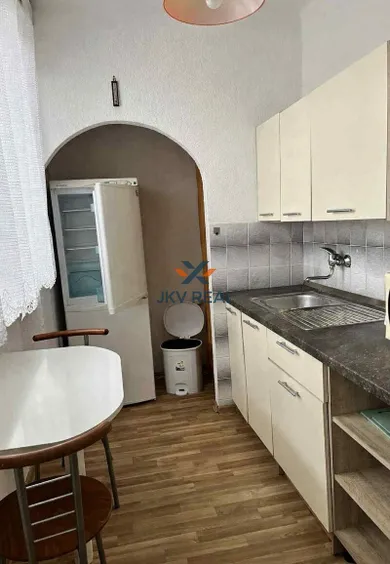 Na predaj 3-izbový byt, 75 m², Bratislava-Petržalka, Znievska