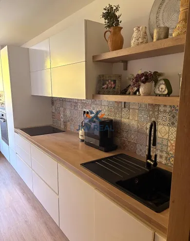Na predaj 2-izbový byt, 55 m², Bratislava-Ružinov