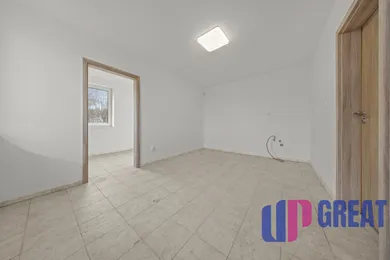 Rekreačné domy na predaj 2-izbový, Rohovce · €129 000