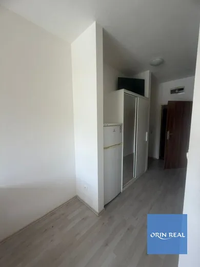 Na prenájom 1-izbový byt, 23 m², Pezinok, Tehelná