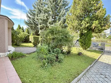 Na predaj dom v Lučenec · €255 000 · Pôvodný stav