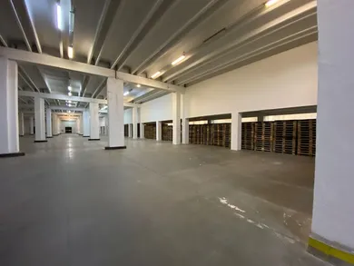 Na prenájom komerčné, 152 m², Bratislava-Rača