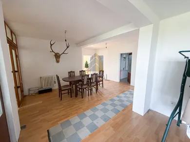 Na predaj 6-izbový dom, 200 m², Veľaty