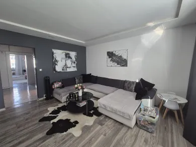 Na predaj 3-izbový byt, 62 m², Zlaté Moravce