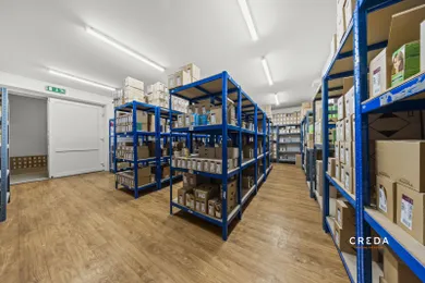 Na predaj objekt, 453 m², Malý Cetín