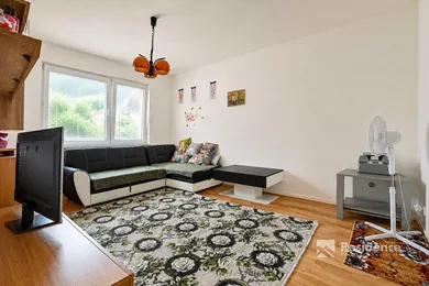 Na predaj 4-izbový byt, 77 m², Liptovský Mikuláš, 1. mája