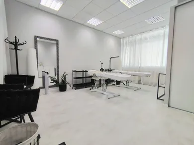 Комерційні приміщення в оренду, Bratislava-Staré Mesto · €560