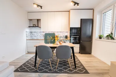 Na predaj 2-izbový byt, 57 m², Nitra, Kmeťova