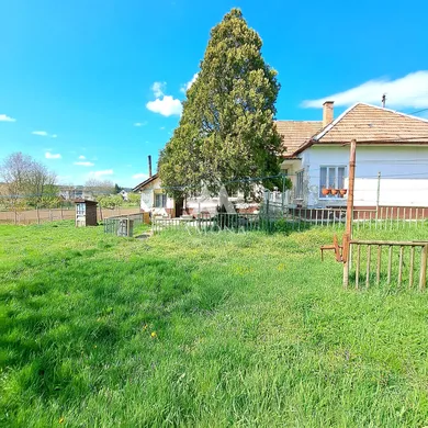 Na predaj dom, 90 m², Kolta