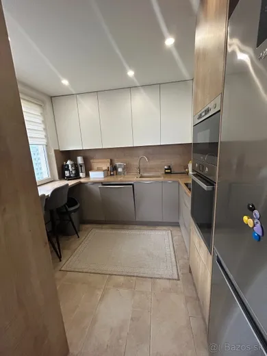Na predaj 3-izbový byt, 77 m², Moldava nad Bodvou