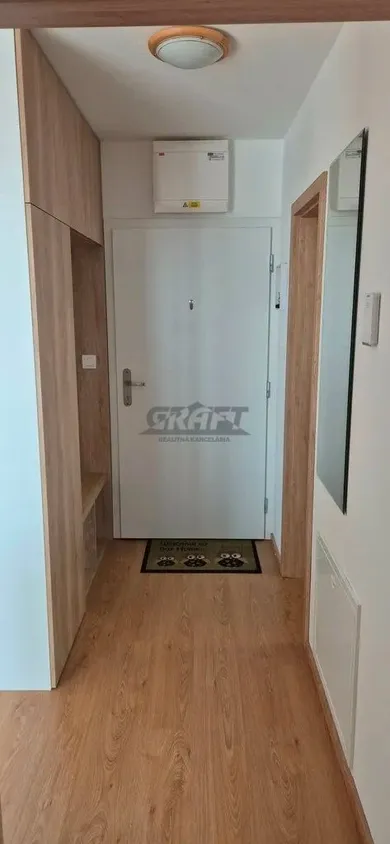 Na prenájom byt v Bratislava-Petržalka · €690 · Novostavba