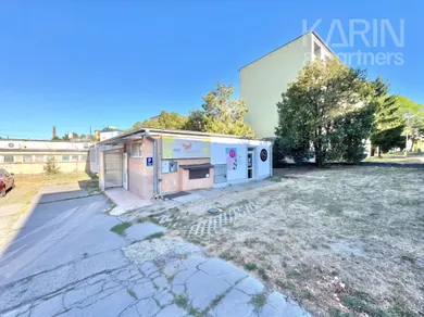 Na predaj objekt, 24 m², Holíč, Školská