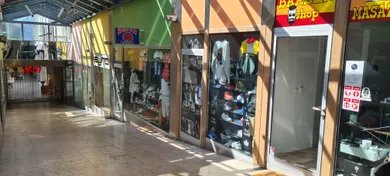 Na prenájom komerčné, 23 m², Bratislava-Staré Mesto, Obchodná