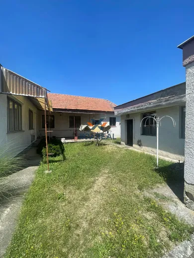 Na predaj dom, 175 m², Tekovské Lužany