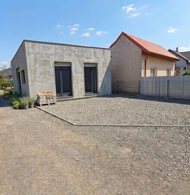 Na predaj dom, 83 m², Kostolište
