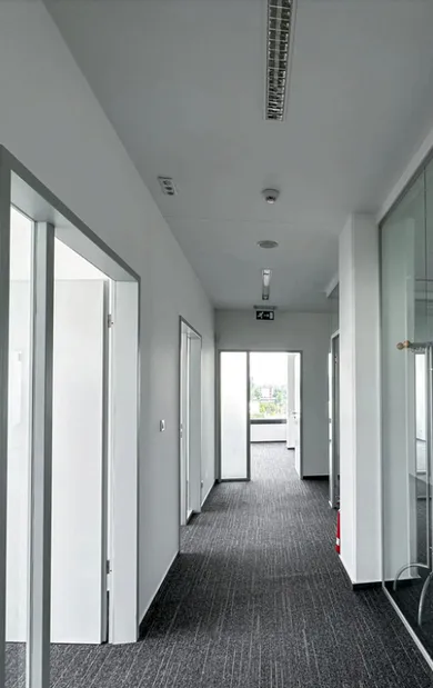 Na prenájom komerčné, 141 m², Bratislava-Rača, Račianska