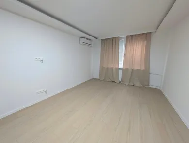 Na predaj 3-izbový byt, 62 m², Komárno