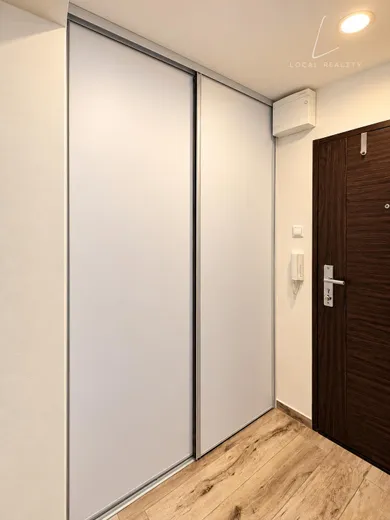 Na prenájom 1-izbový byt, 29 m², Bratislava-Rača, -