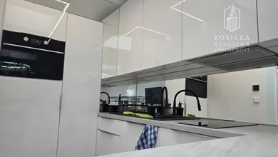 Na prenájom 1-izbový dom, 60 m², Košice-Staré Mesto, Hlavná