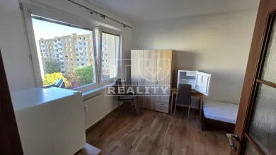 Na predaj 4-izbový byt, 90 m², Žilina