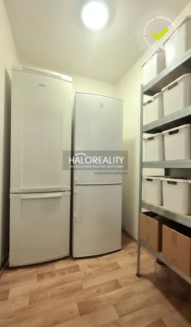 Na predaj 3-izbový byt, 66 m², Veľký Meder, Sídl. M. Corvina