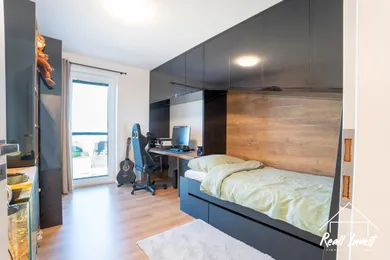 Na predaj 4-izbový byt, 85 m², Stupava