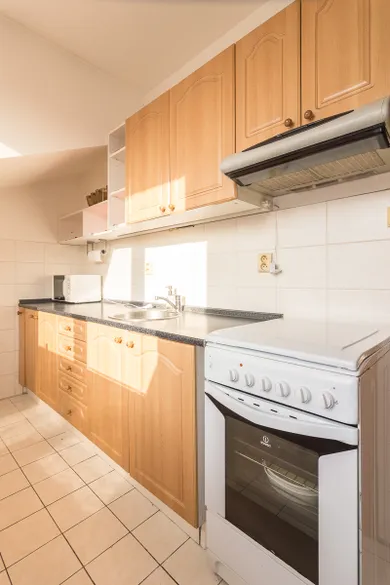 Na prenájom 2-izbový byt, 56 m², Bratislava-Podunajské Biskupice