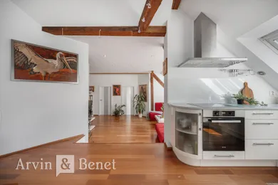 Na predaj 3-izbový byt, 114 m², Bratislava-Staré Mesto, Čajkovského