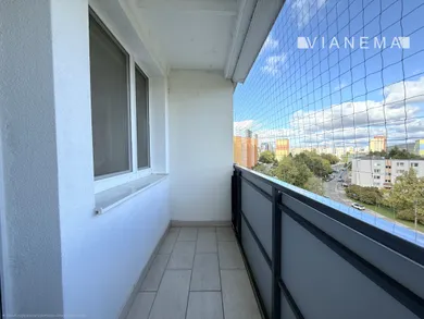 Na predaj 1-izbový byt, 37 m², Bratislava-Dúbravka, Landauova