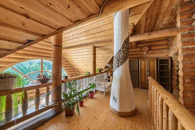 Na predaj 6-izbový dom, 341 m², Podzámčok