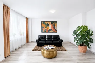 Na predaj 3-izbový byt, 82 m², Bratislava-Petržalka, Dudova