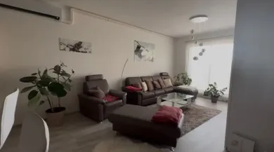 Квартиры на продажу, 3-комнатные, Bratislava-Karlova Ves · €440 000