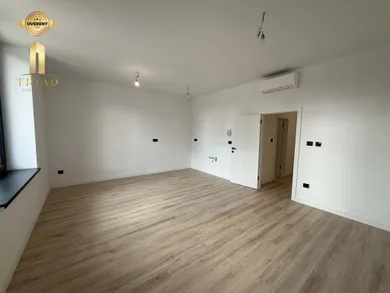 Na predaj 2-izbový byt, 60 m², Komárno