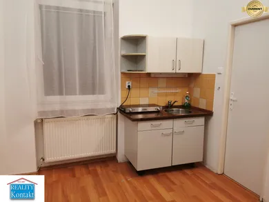 Квартиры в аренду, 1-комнатные, Nové Zámky · €350
