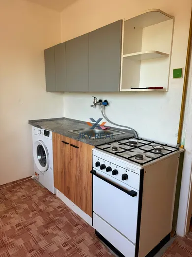 Na predaj 1-izbový byt, 34 m², Košice-Šaca, Námestie oceliarov