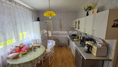 Byty na predaj 4-izbový, Nové Zámky · €129 990